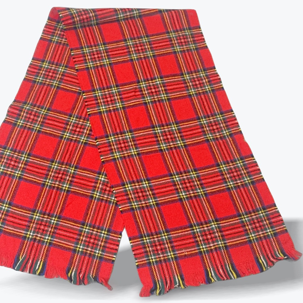 Andante Scottish Plaid Pure New Wool Scarf‎ Made in Scotland 
Fringe 52 X 12 in